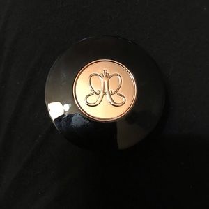 Anastasia Beverly Hills brow powder